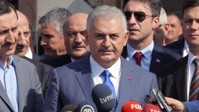 Yıldırım'dan ilahiyatçılara tepki