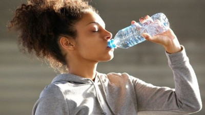 Plastik şişe sularda büyük skandal