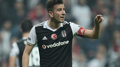 Cenk Tosun'un yanına 2. Beşiktaşlı