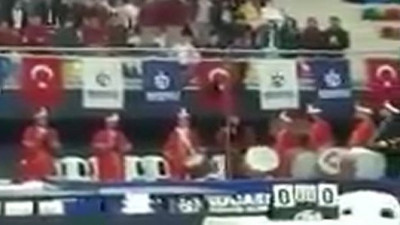 İstiklal Marşı'nı ilahi gibi okuyan Mehter takımına soruşturma