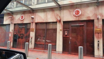 Türkiye'nin Brüksel Büyükelçiliğine saldırı