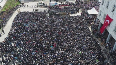 Uzman Çavuş Tokur son yolculuğuna uğurlandı