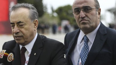 Mustafa Cengiz: "Menajerler bizi bombardımana tutuyor"