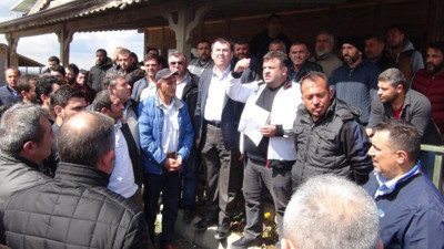 Kamyoncular kontak kapattı