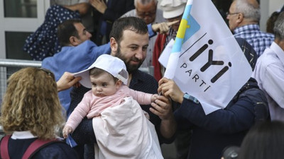 Nüfus müdürlüklerinde 'seçim' mesaisi