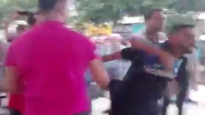 İYİ Parti çadırına bıçaklı zabıtalar saldırdı!