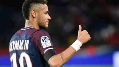 PSG Neymar’ı bırakmak istemiyor