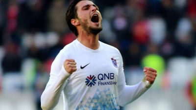 Okay Yokuşlu adım adım İspanya'ya