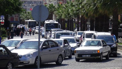 Feribotta bayram kuyruğu