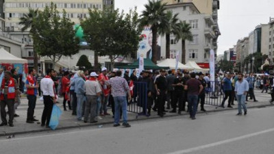 Denizli'de İYİ Parti, AKP gerilimi