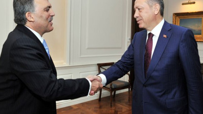 Abdullah Gül'den, Erdoğan'a tebrik telefonu