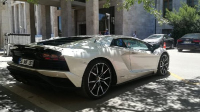 AKP'li vekilin Lamborghini'si tartışmalara neden oldu