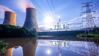 Enerji sektörünün borcuna döviz darbesi