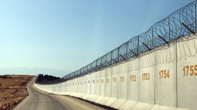 Sınıra 888 kilometrelik duvar örüldü