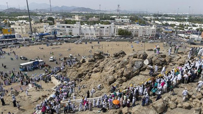 Hacı adayları yarın Arafat'a çıkacak