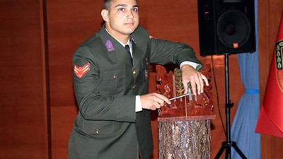 Mezun olan tek öğrenci için tören