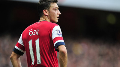 Mesut Özil takım kuruyor