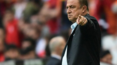 Terim’den yönetime transfer uyarısı