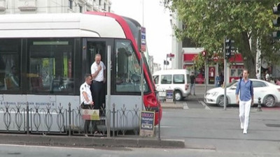 Tramvay yolunda korkunç kaza