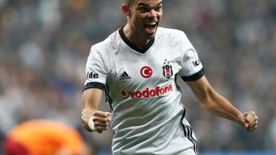 Pepe’den kulüp personeline büyük jest