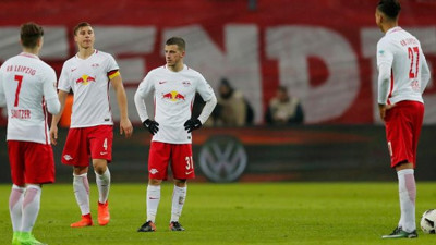 Almanya’da futbolculara ilginç ceza