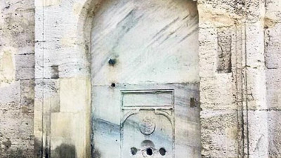 Tarihe böyle beton döktük