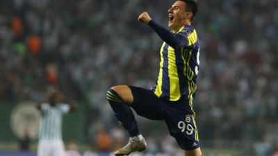 Eljif Elmas’a yeni sözleşme