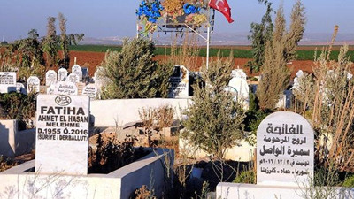 Hatay’da mezarlıklarda Suriyeliler için ayrı bölüm
