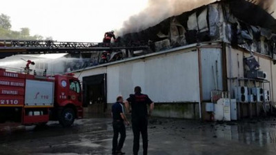 Bir günde 3 fabrika kül oldu