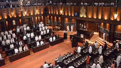 Sri Lanka'da parlamentonun çalışmaları askıya alındı