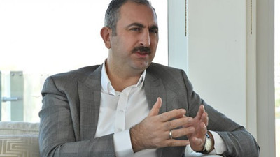 Adalet Bakanı Gül: "Suç işleyen karakolun bir kapısından girip diğerinden çıkıyor"