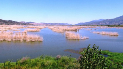 Belevi Gölü'ne dinamit!