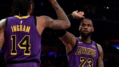 LeBron'dan bir rekor daha!