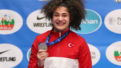 Milli güreşçiden büyük başarı
