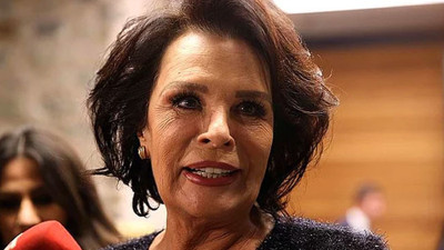 Hülya Koçyiğit sinema sektörüne kırgın!