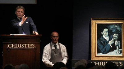 Bir haftada 2 milyar dolarlık satış