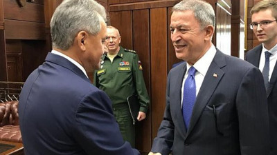 Bakan Akar, Şoygu ile görüştü (24 Kasım 2018)