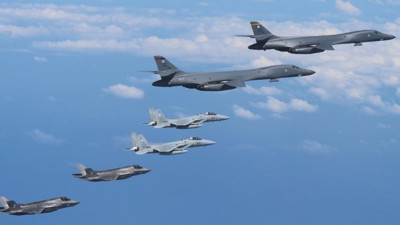 İngiltere, ABD ve Fransa'dan Rusya'ya gözdağı