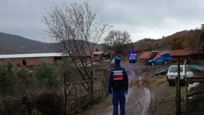 Arazi kavgasında abisini öldürdü!