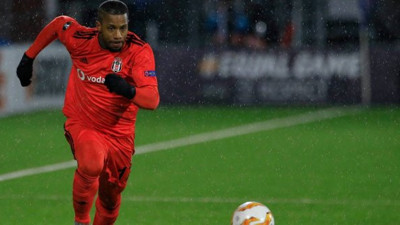 Lens’in performansı Hollanda basınında