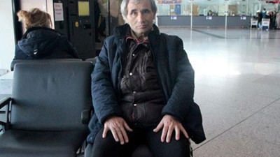 27 yıldır Atatürk Havalimanı'nda yaşıyor