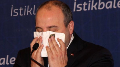 Bakan Varank, gözyaşlarına hakim olamadı