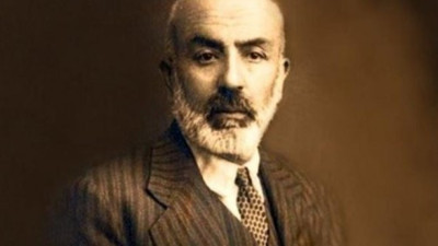 Mehmet Akif’in ailesinden istifa kararı