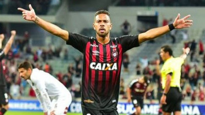 Fenerbahçe Renan Lodi'yi istiyor!