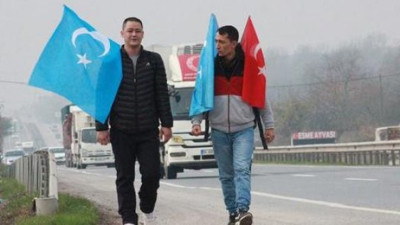 Doğu Türkistan için yürüyor