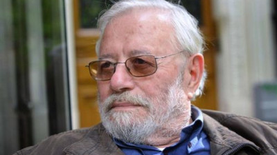 Özdemir İnce'nin Büyük Çelişkisi