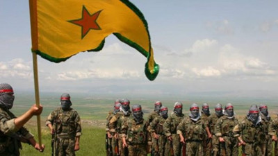 Eski Fransız bakan PYD'lilerle görüştü