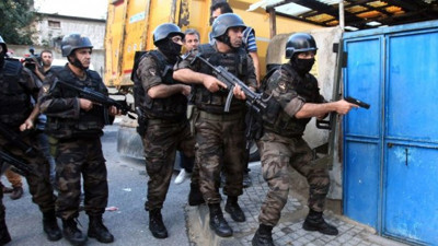 Bursa'da IŞİD operasyonu: 52 Suriyeli gözaltında