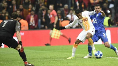 Galatasaray-Porto 2-3 (Maç özeti)