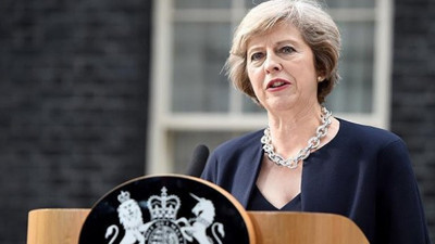 Theresa May'den kritik açıklama!
